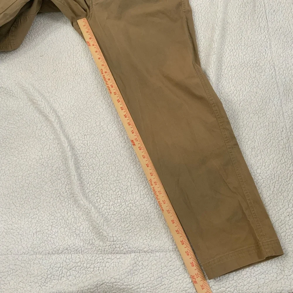 Columbia Cargo Pants 40x32 Tan Straight Leg Hike Camp 6 Pockets Zip Hook & Loop